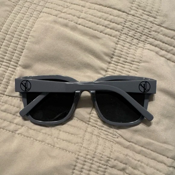 Mens louis vuitton sunglasses - Picture 4 of 10